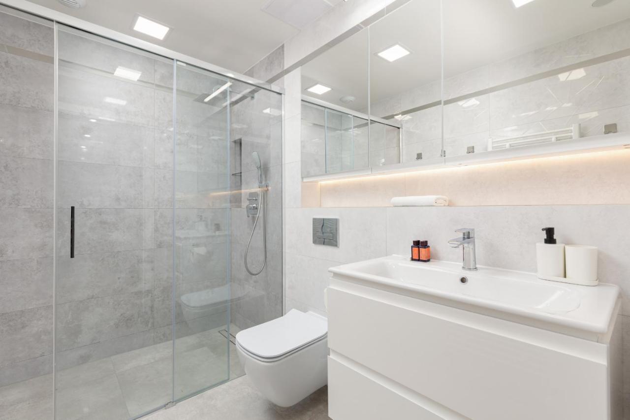 Lux Apartament Z Widokiem Na Morze - Mazowiecka 213 By Noclegi Renters Pobierowo Exterior photo